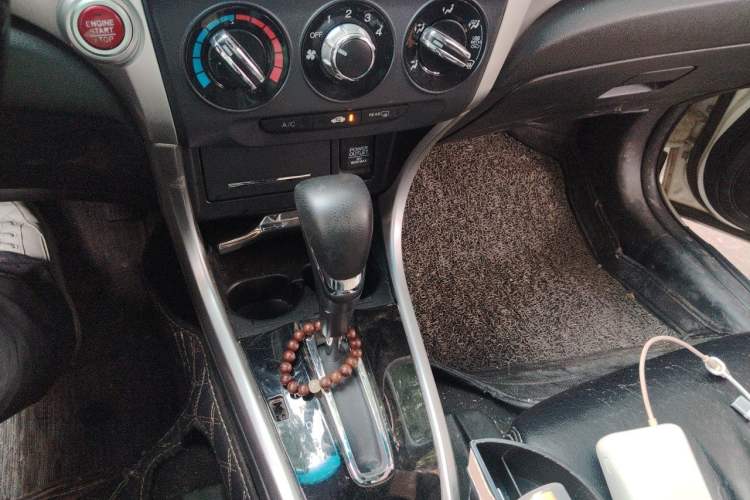 Used Honda Crider 2016 1.8L CVT Luxury Edition Gear Lever