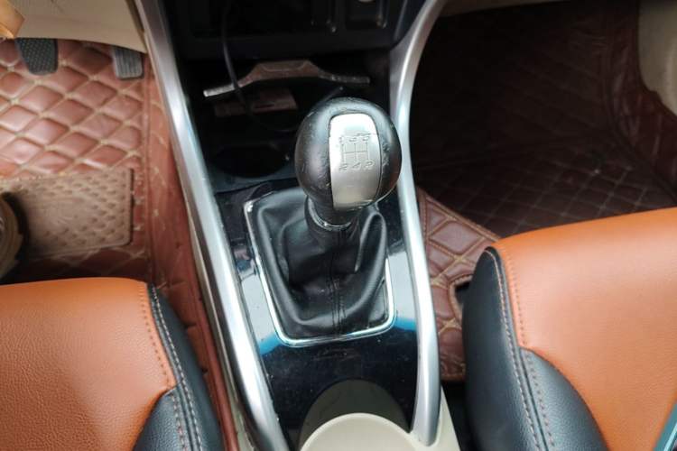 Used Honda Crider 2016 1.8L Manual Fashion Edition Gear Lever