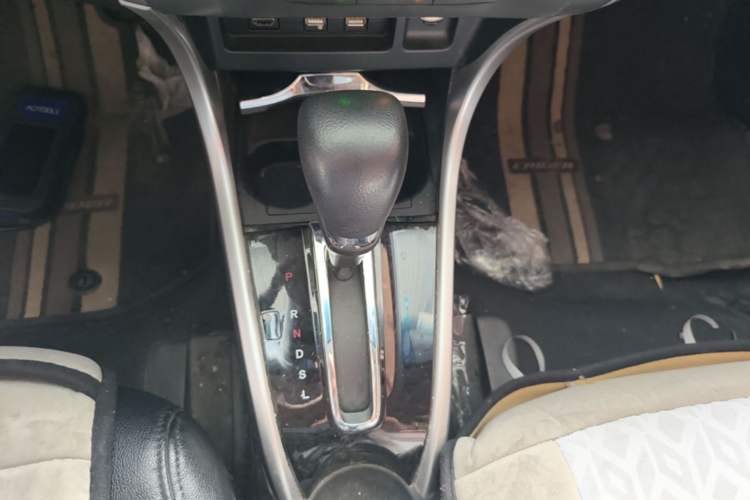 Used Honda Crider 2016 1.8L CVT Luxury Edition Gear Lever