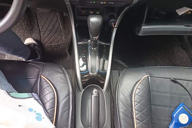 Used Honda Crider 2016 1.8L CVT Luxury Edition Gear Lever