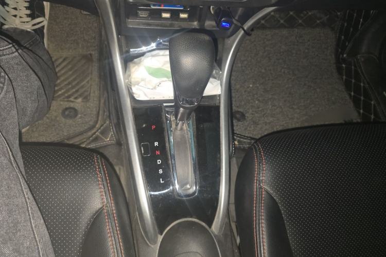 Used Honda Crider 2016 1.8L CVT Luxury Edition Gear Lever