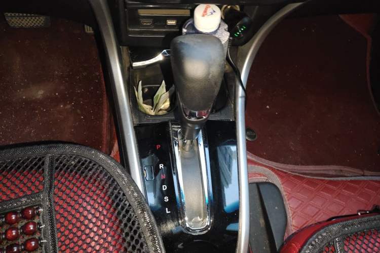 Used Honda Crider 2016 1.8L CVT Luxury Edition Gear Lever