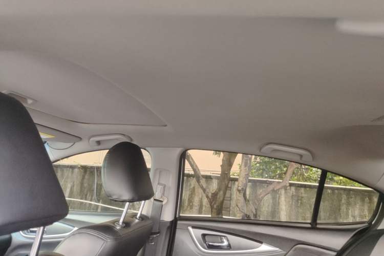 Used Honda Crider 2016 1.8L CVT Luxury Edition Headliner