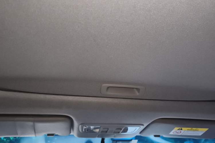 Used Honda Crider 2016 1.8L CVT Luxury Edition Headliner