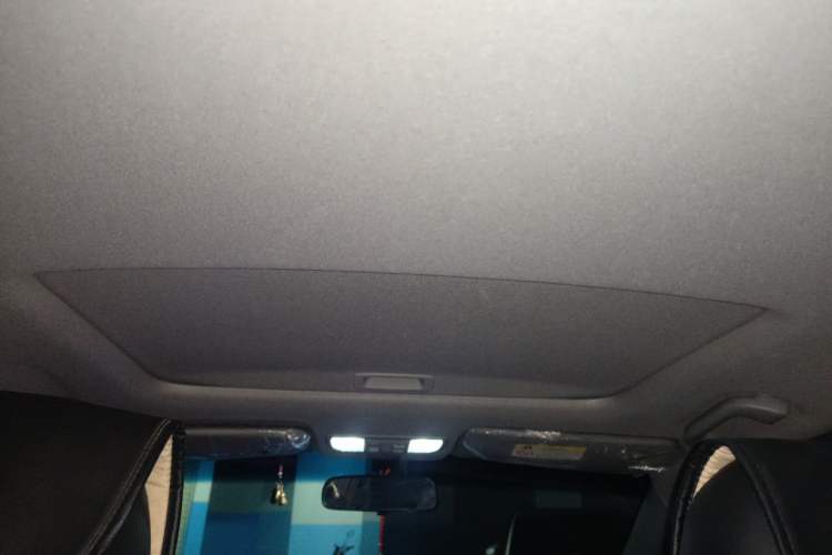 Used Honda Crider 2016 1.8L CVT Luxury Edition Headliner