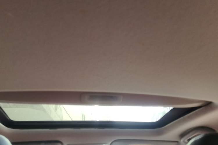 Used Honda Crider 2016 1.8L CVT Luxury Edition Headliner