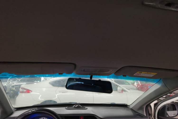 Used Honda Crider 2016 1.8L CVT Comfort Version Headliner