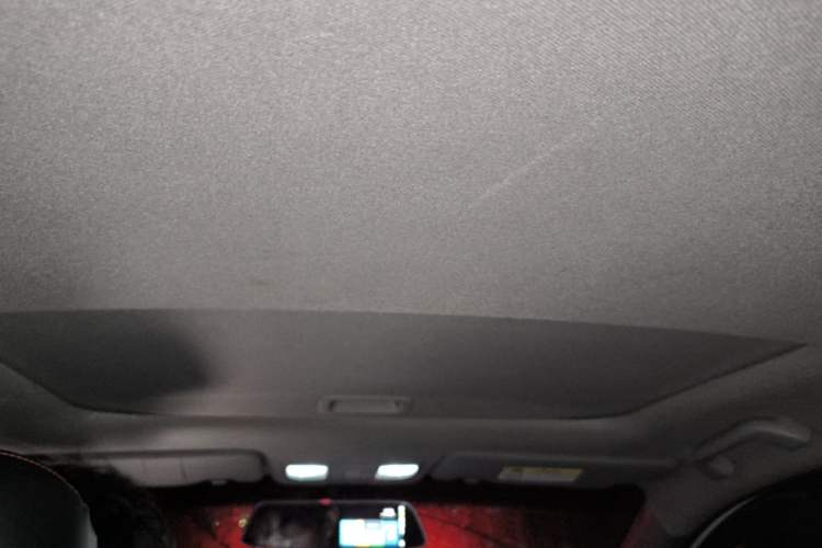 Used Honda Crider 2016 1.8L CVT Luxury Edition Headliner