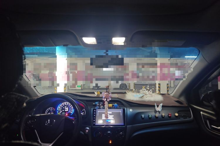 Used Honda Crider 2016 1.8L CVT Luxury Edition Headliner