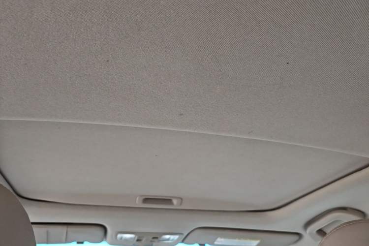 Used Honda Crider 2016 1.8L CVT Luxury Edition Headliner