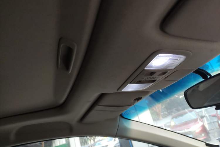 Used Honda Crider 2016 1.8L CVT Luxury Edition Headliner