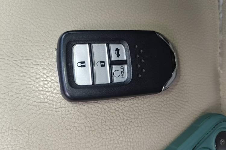 Used Honda Crider 2016 1.8L CVT Comfort Version Interior 1