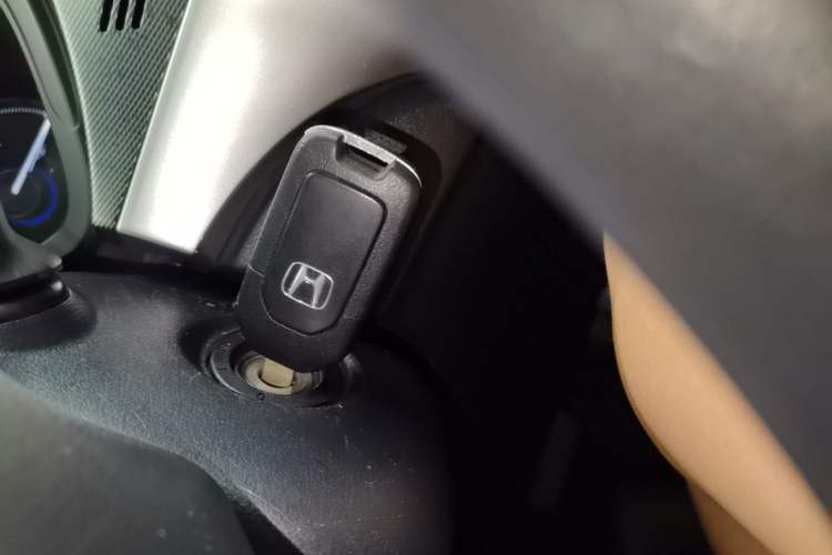 Used Honda Crider 2016 1.8L CVT Comfort Version Interior 1