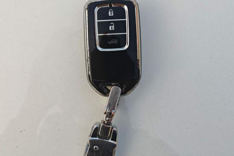 Used Honda Crider 2016 1.8L CVT Luxury Edition Interior 10