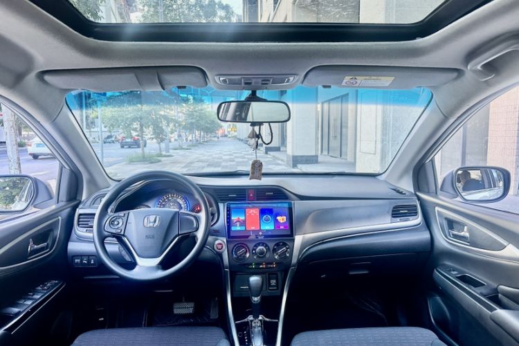 Used Honda Crider 2016 1.8L CVT Luxury Edition Interior 2