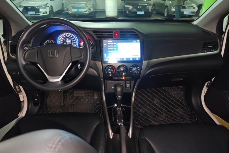 Used Honda Crider 2016 1.8L CVT Comfort Version Interior 2