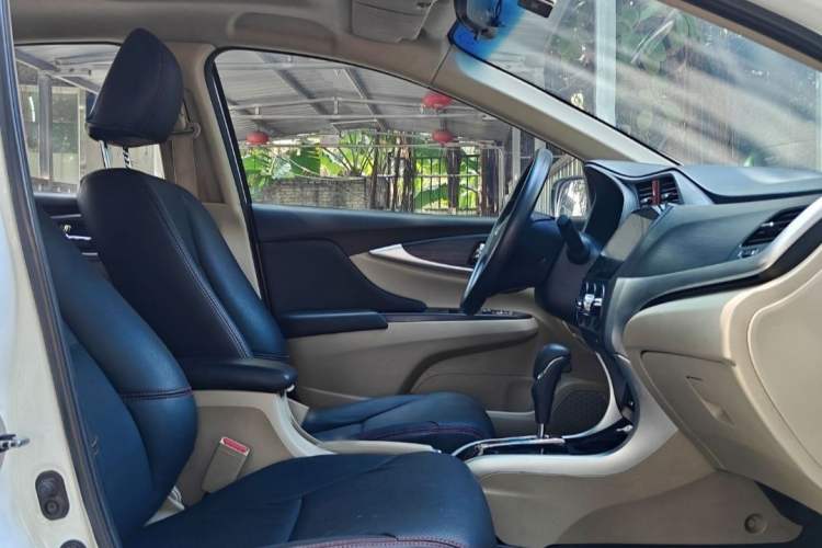 Used Honda Crider 2016 1.8L CVT Luxury Edition Interior 2