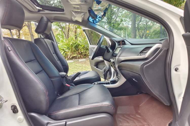 Used Honda Crider 2016 1.8L CVT Luxury Edition Interior 2