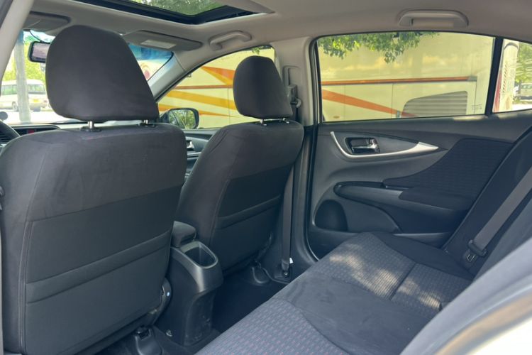 Used Honda Crider 2016 1.8L CVT Luxury Edition Interior 2