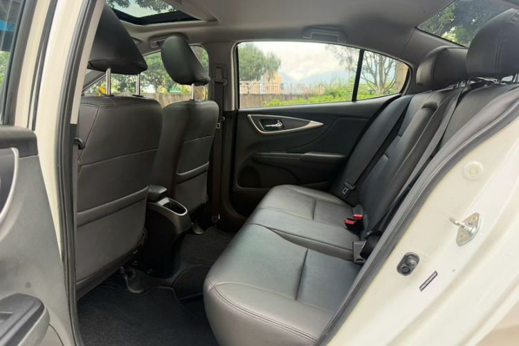 Used Honda Crider 2016 1.8L CVT Luxury Edition Interior 3