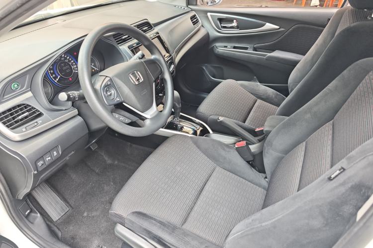 Used Honda Crider 2016 1.8L CVT Luxury Edition Interior 3