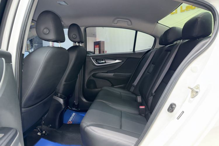 Used Honda Crider 2016 1.8L CVT Comfort Version Interior 4