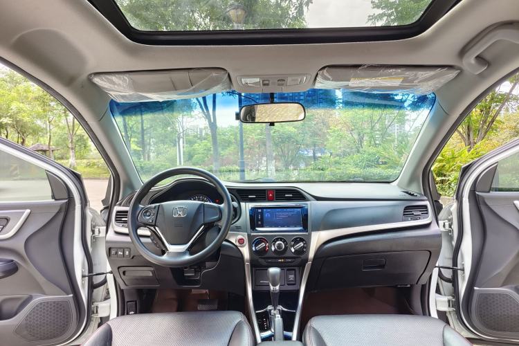 Used Honda Crider 2016 1.8L CVT Luxury Edition Interior 4