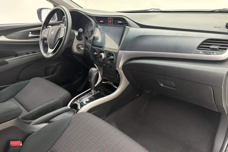 Used Honda Crider 2016 1.8L CVT Comfort Version Interior 5