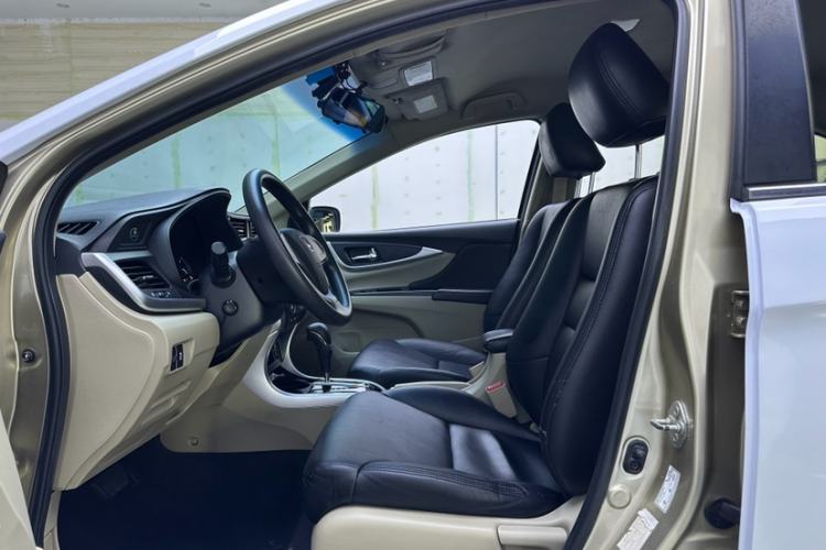 Used Honda Crider 2016 1.8L CVT Comfort Version Interior 6