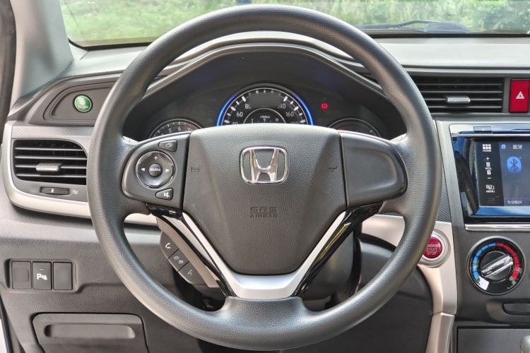 Used Honda Crider 2016 1.8L CVT Luxury Edition Interior 6