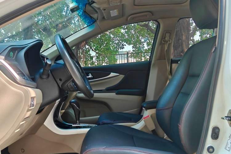 Used Honda Crider 2016 1.8L CVT Luxury Edition Interior 7