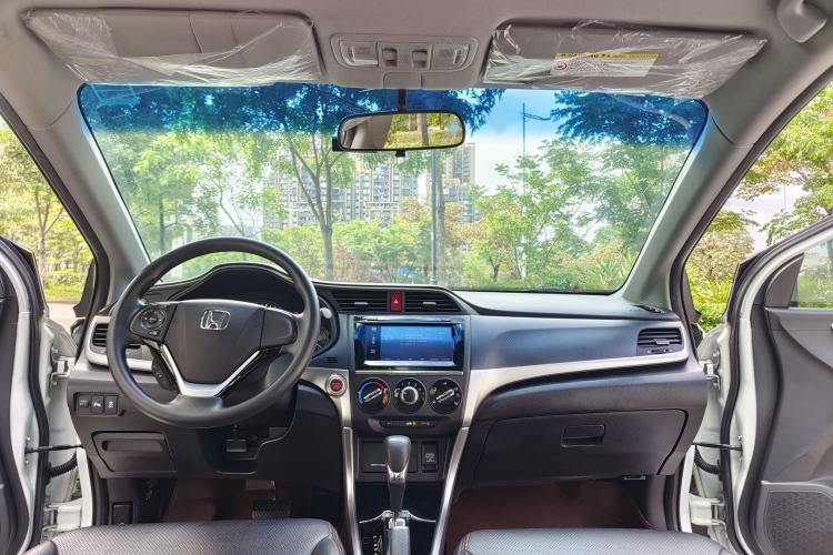 Used Honda Crider 2016 1.8L CVT Luxury Edition Interior 7