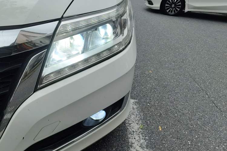 Used Honda Crider 2016 1.8L CVT Comfort Version Left Front Headlight