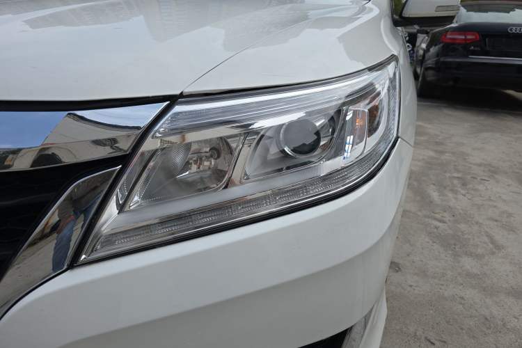 Used Honda Crider 2016 1.8L CVT Luxury Edition Left Front Headlight