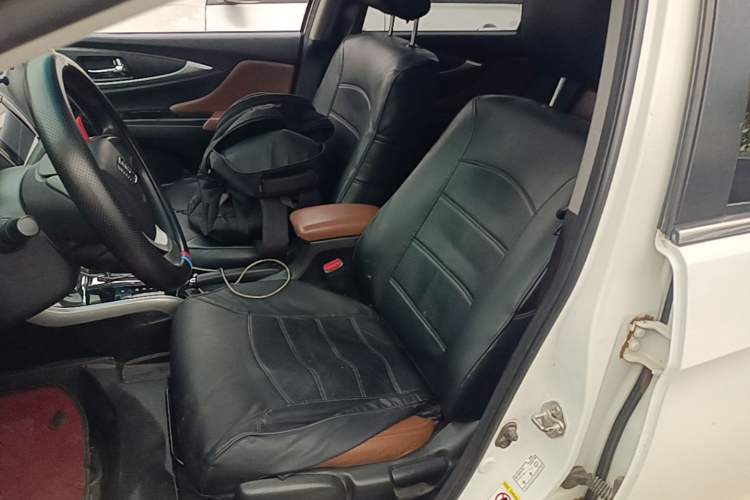 Used Honda Crider 2016 1.8L CVT Luxury Edition Left Front Seat