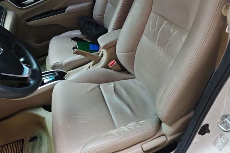 Used Honda Crider 2016 1.8L CVT Comfort Version Left Front Seat