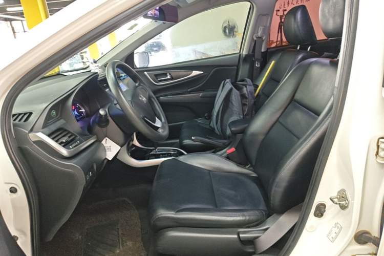 Used Honda Crider 2016 1.8L CVT Comfort Version Left Front Seat