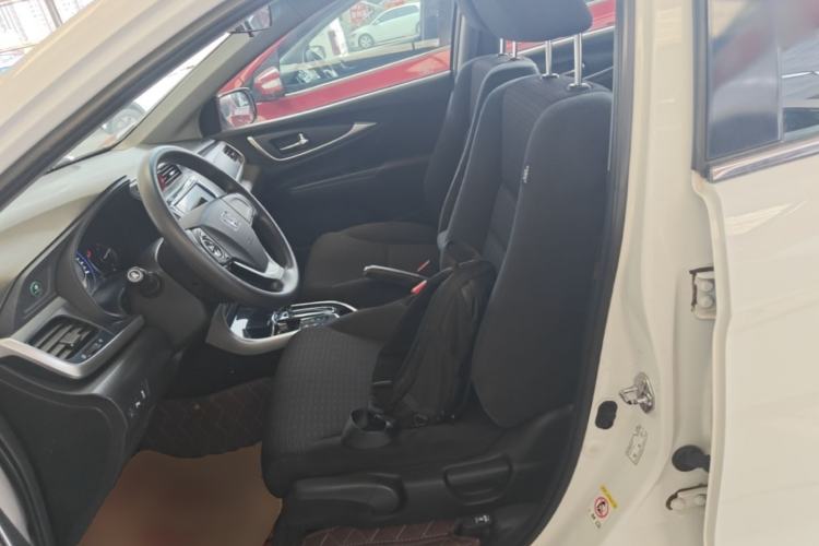 Used Honda Crider 2016 1.8L CVT Leading Edition Left Front Seat