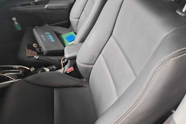 Used Honda Crider 2016 1.8L CVT Luxury Edition Left Front Seat