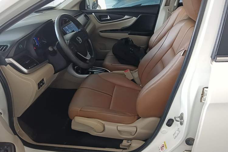 Used Honda Crider 2016 1.8L CVT Luxury Edition Left Front Seat