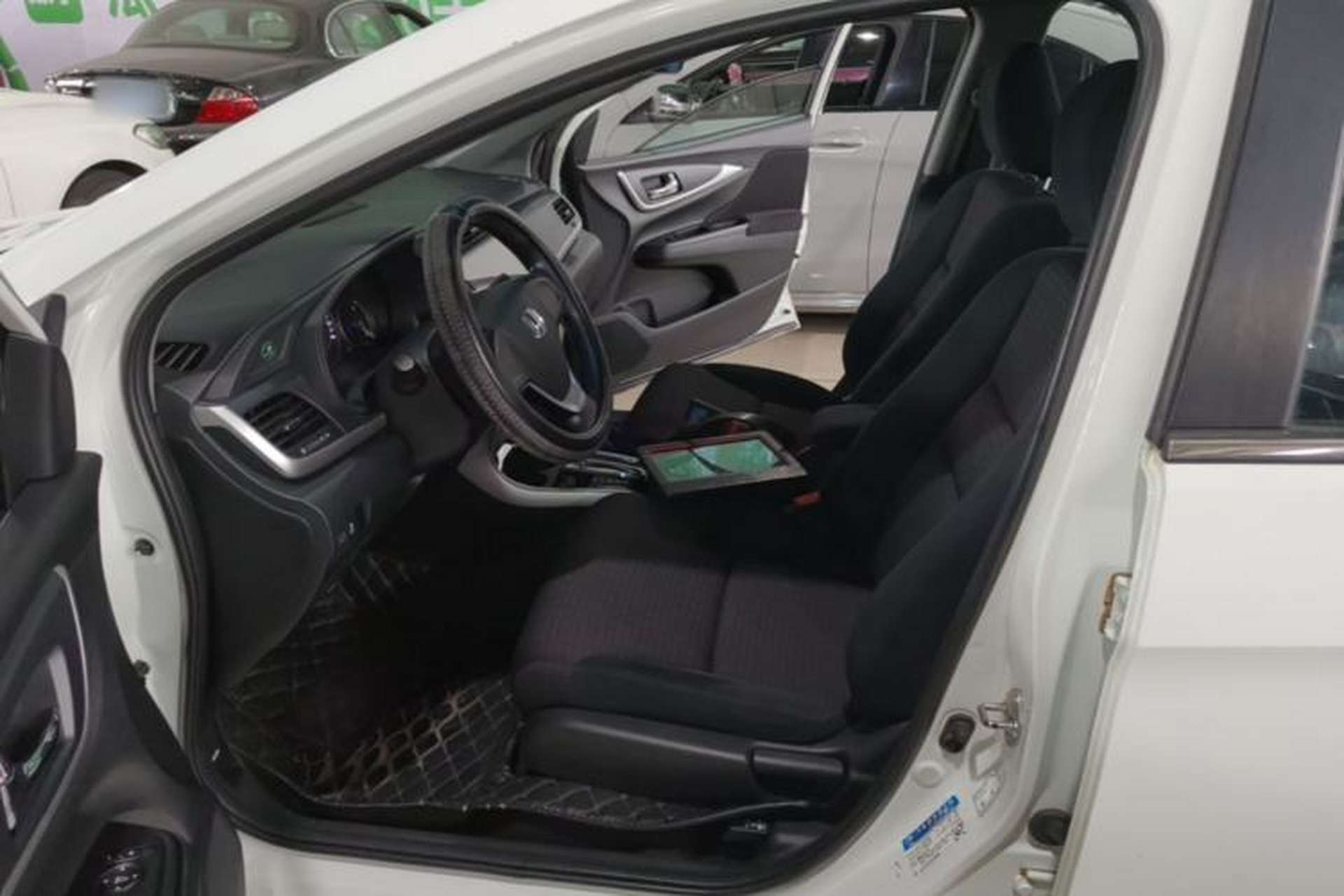 Used Honda Crider 2016 1.8L CVT Comfort Version Left Front Seat
