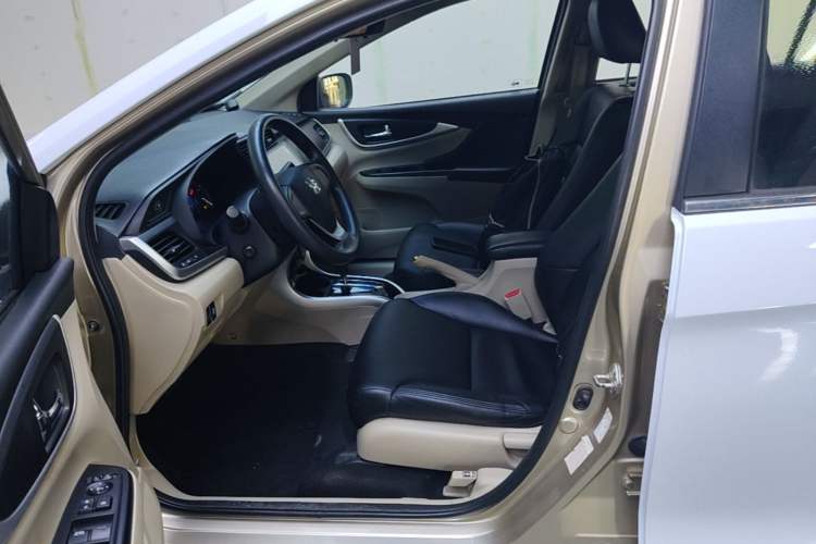 Used Honda Crider 2016 1.8L CVT Comfort Version Left Front Seat