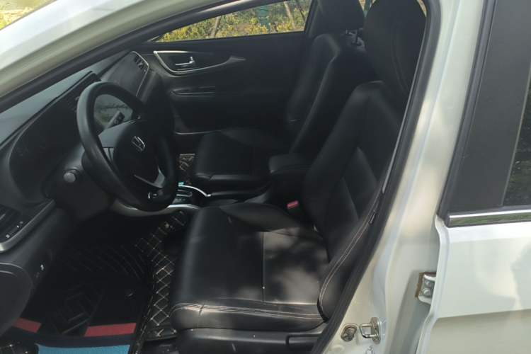 Used Honda Crider 2016 1.8L CVT Comfort Version Left Front Seat