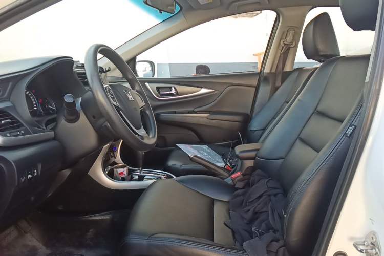 Used Honda Crider 2016 1.8L CVT Luxury Edition Left Front Seat
