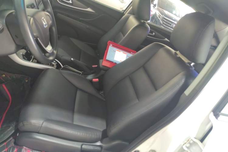 Used Honda Crider 2016 1.8L CVT Comfort Version Left Front Seat