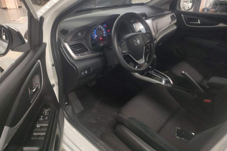 Used Honda Crider 2016 1.8L CVT Comfort Version Left Front Seat