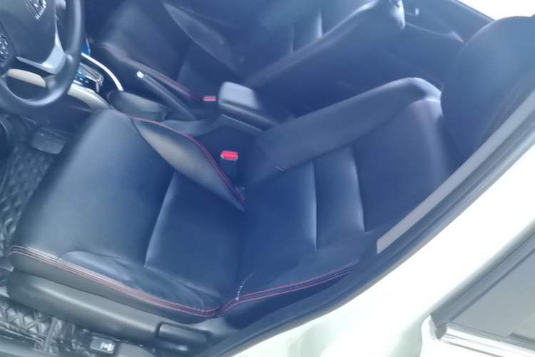 Used Honda Crider 2016 1.8L CVT Comfort Version Left Front Seat