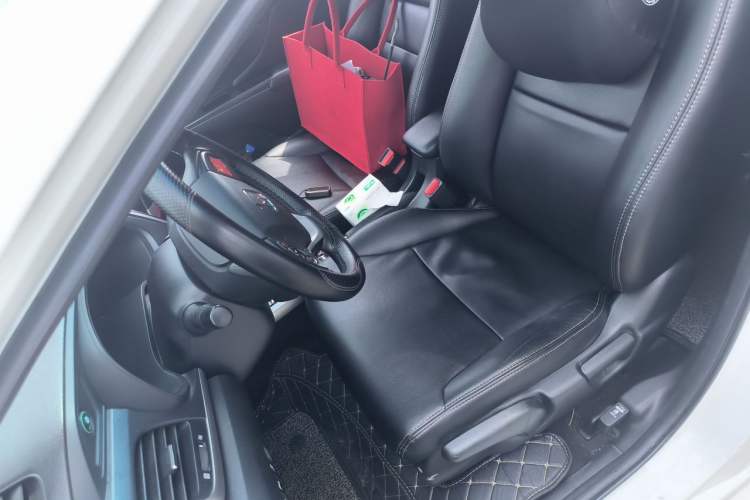 Used Honda Crider 2016 1.8L CVT Luxury Edition Left Front Seat