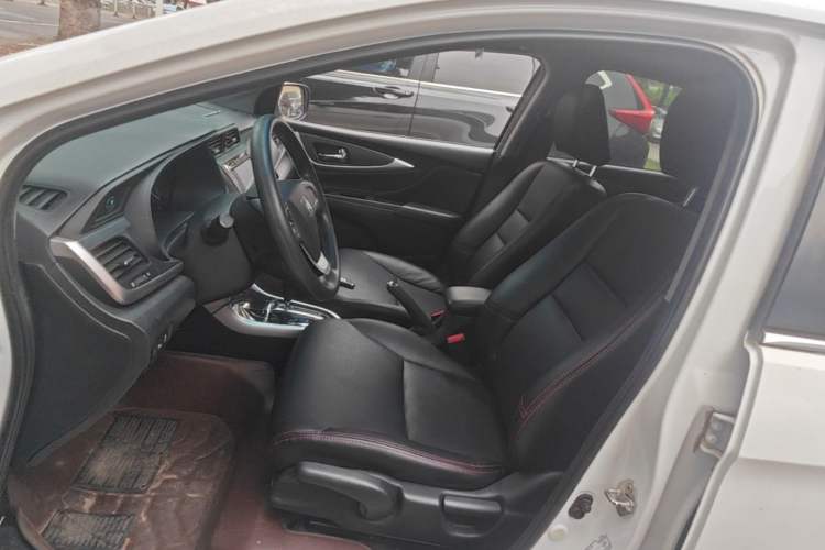 Used Honda Crider 2016 1.8L CVT Luxury Edition Left Front Seat