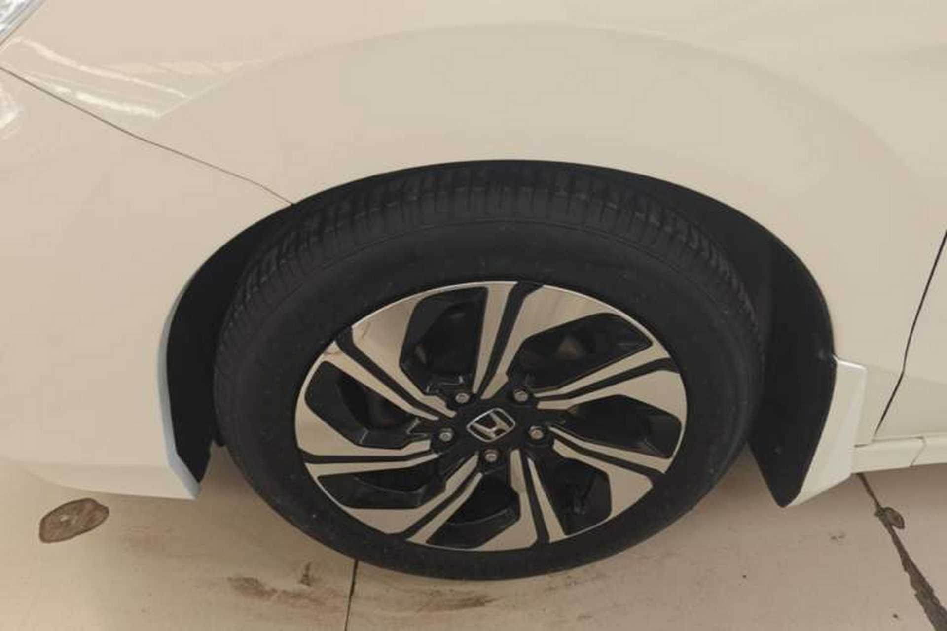 Used Honda Crider 2016 1.8L CVT Leading Edition Left Front Wheel Hub